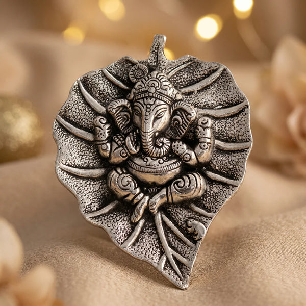 Leaf Ganesha | Wall Hanging Ganapathi For Home Decoration | Decorative Religious Showpiece | Swaha