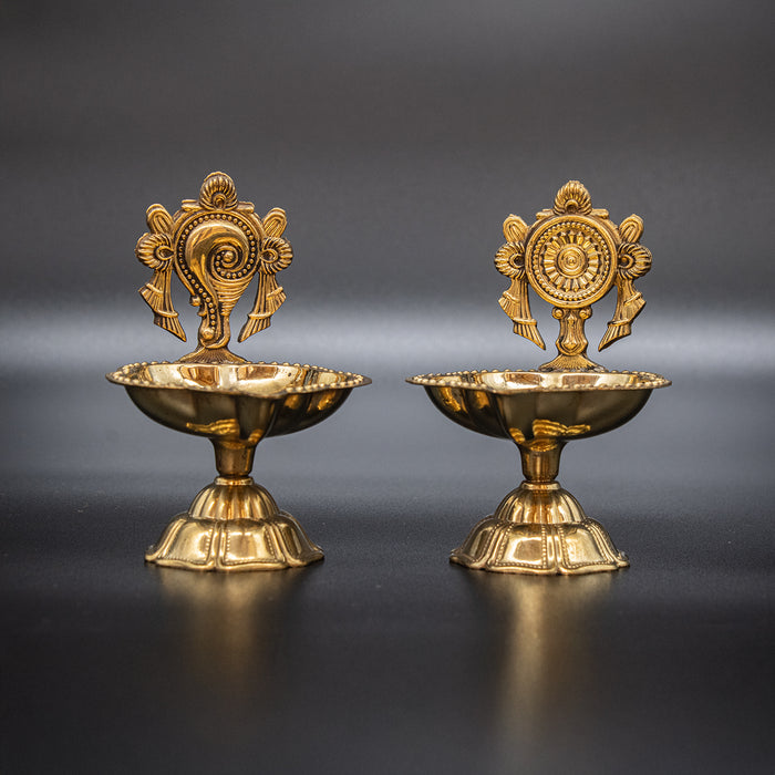 Swaha Brass Shankh Chakra Deepam (Pair)