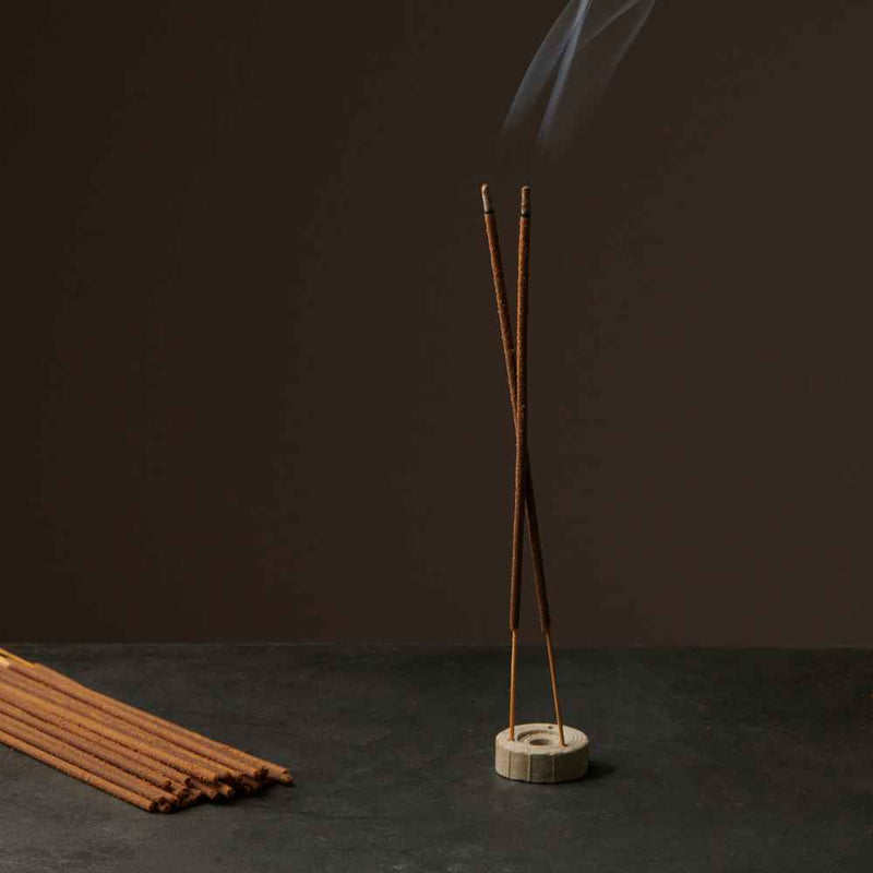 Swaha_Monthly-Pack-Ghee-Diya_WhiteMusk-Agarbatti